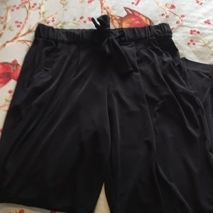 Light weight trousers.